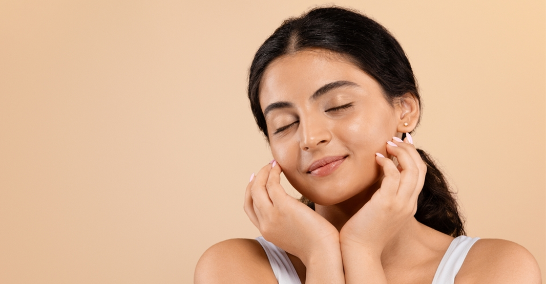 How to Get Glowing Skin in Pakistan